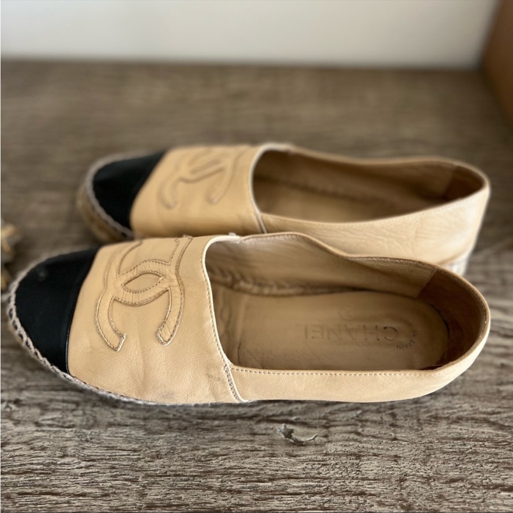 Classic Chanel Espadrilles - Picture 2 of 3